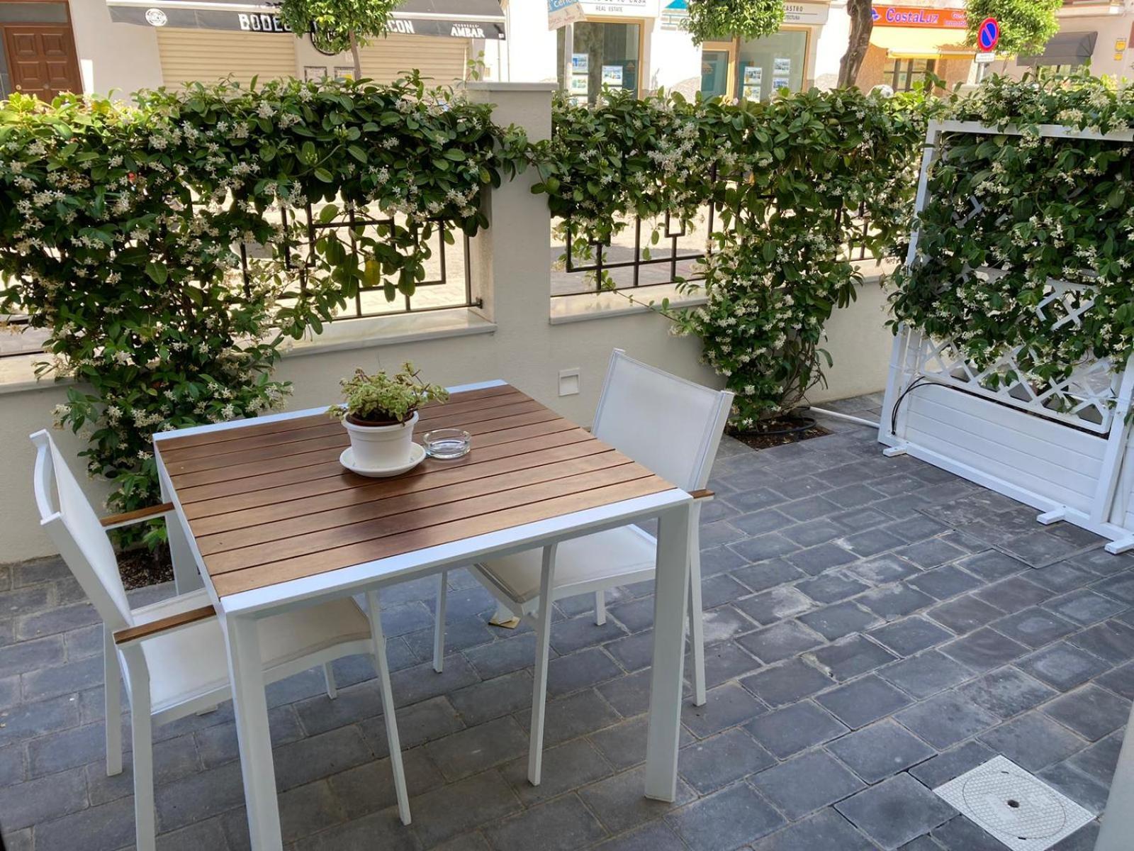Apartamentos Turisticos La Plaza Chipiona Exterior photo